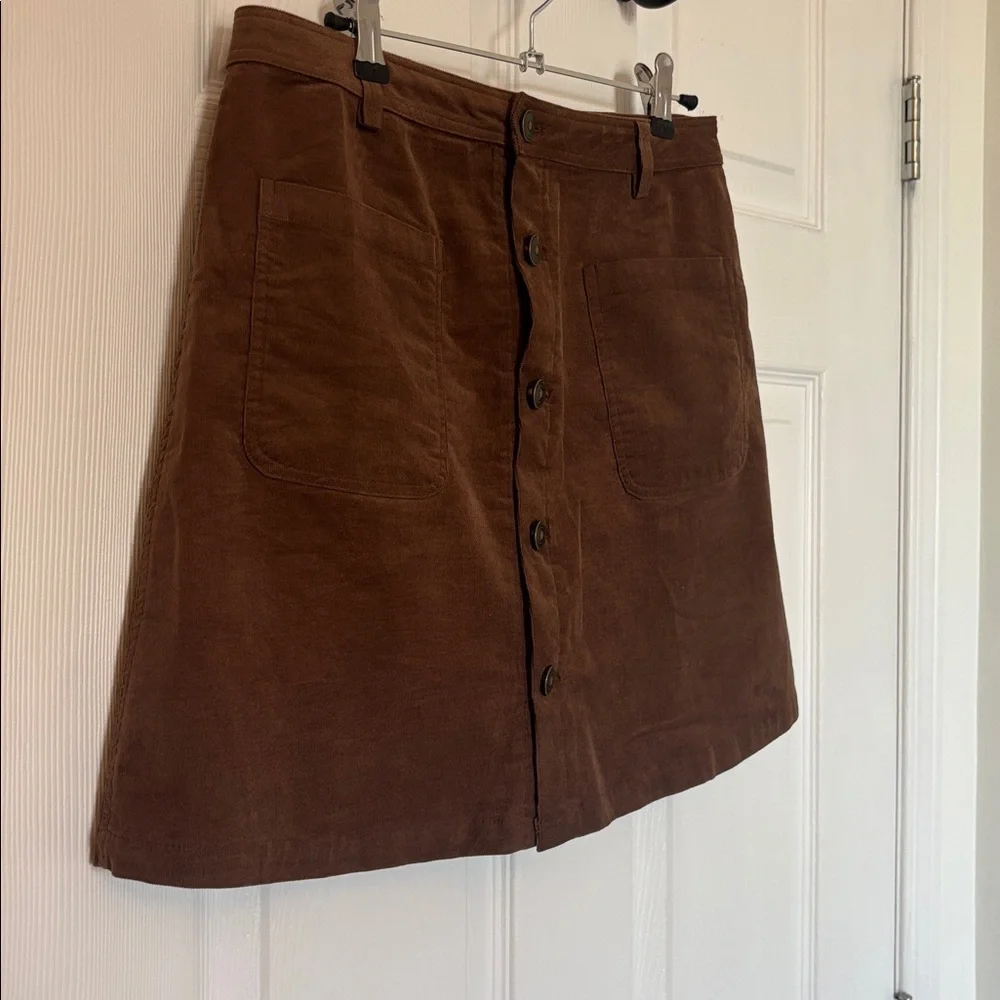 Brown Corduroy Mini Skirt with pockets size small - Picture 3 of 5
